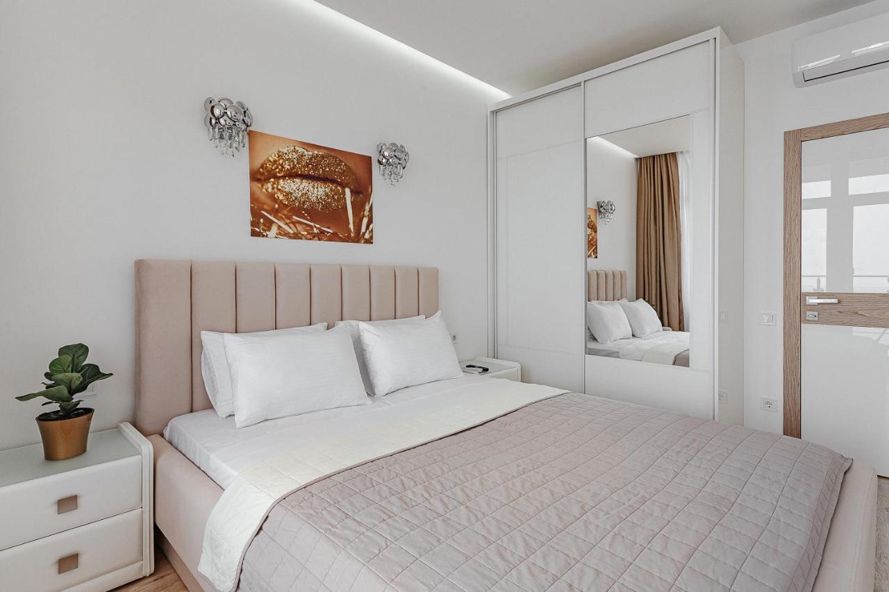 Direct Sea View Apartment Odesa Exterior photo