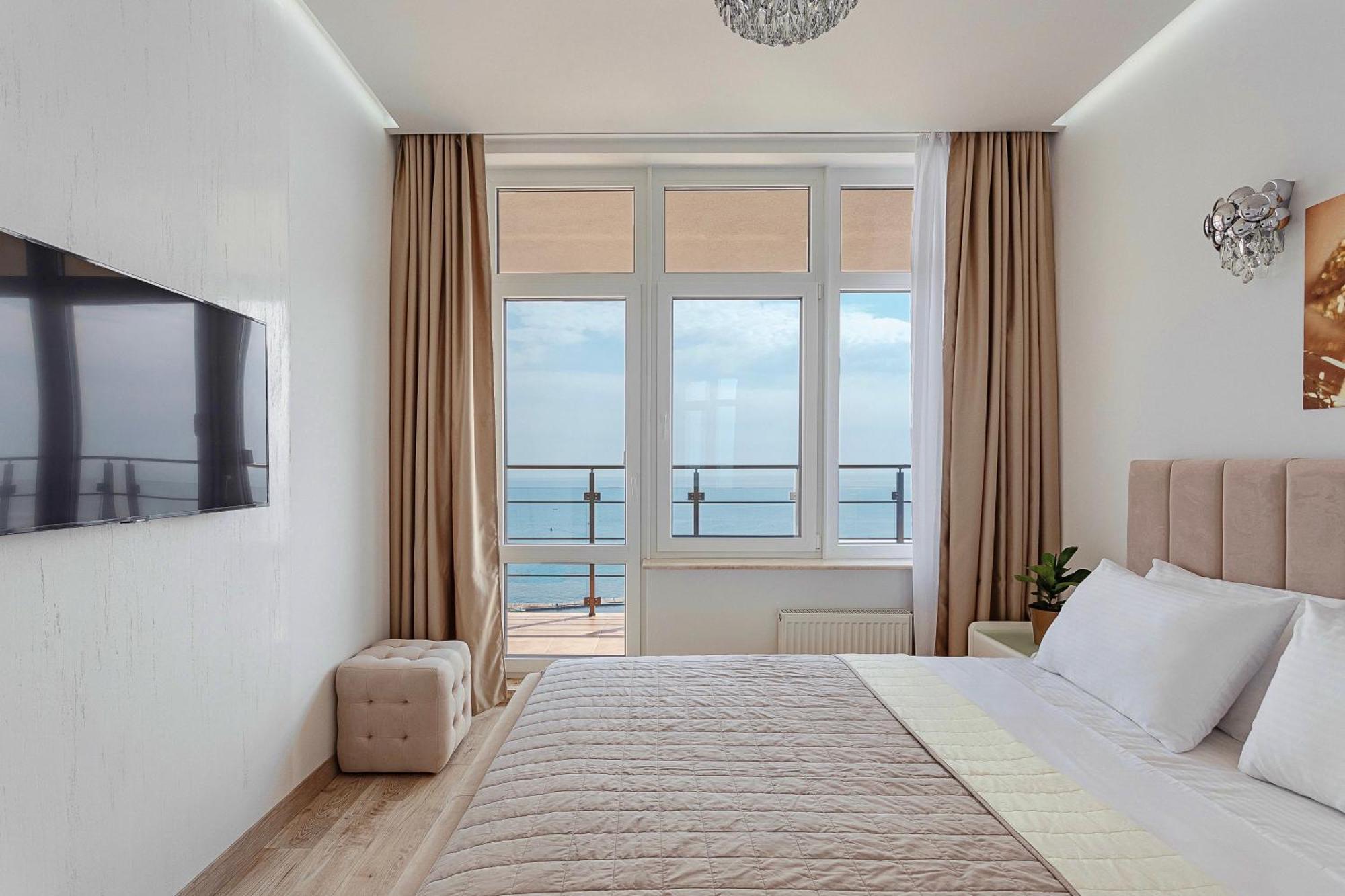 Direct Sea View Apartment Odesa Exterior photo